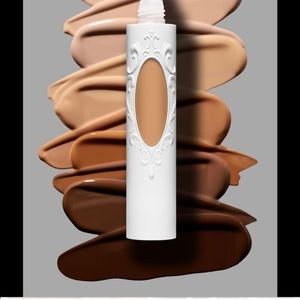NEW Kat Von D True Portrait Foundation Medium 039